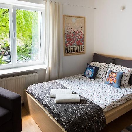ワルシャワApartament Plac Zbawicielaアパートメント エクステリア 写真
