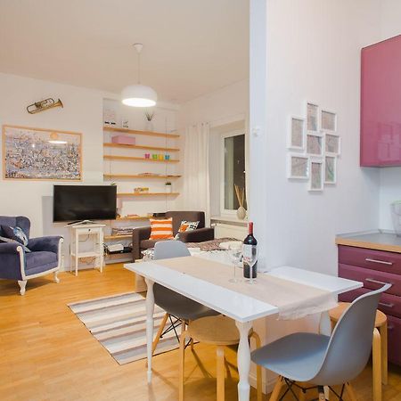 ワルシャワApartament Plac Zbawicielaアパートメント エクステリア 写真